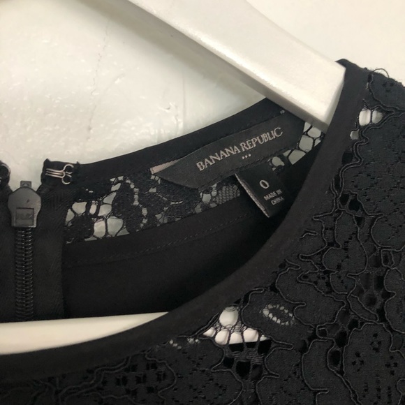 Banana Republic lace dress bell sleeve - Picture 3 of 5